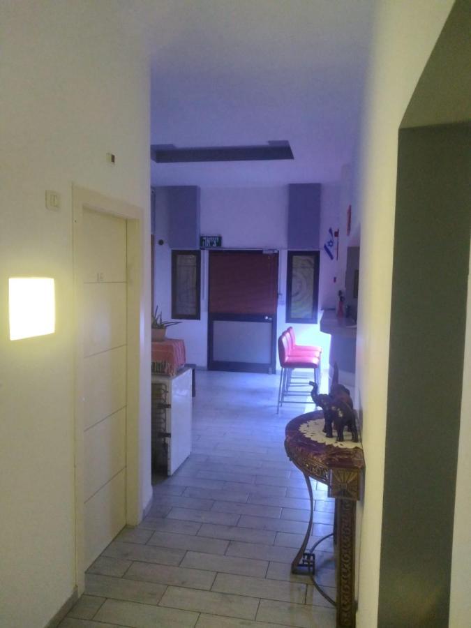 Superior Motel Haifa Eksteriør bilde